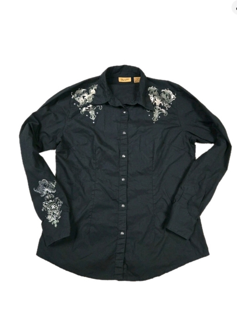 Women Wrangler cotton western metal snap, silver foil, & rhinestone shirt